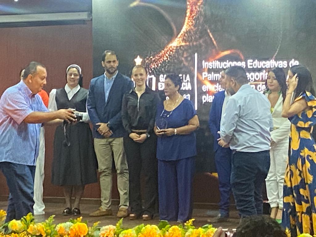 Premio a la Excelencia - Liceo La Enseñanza